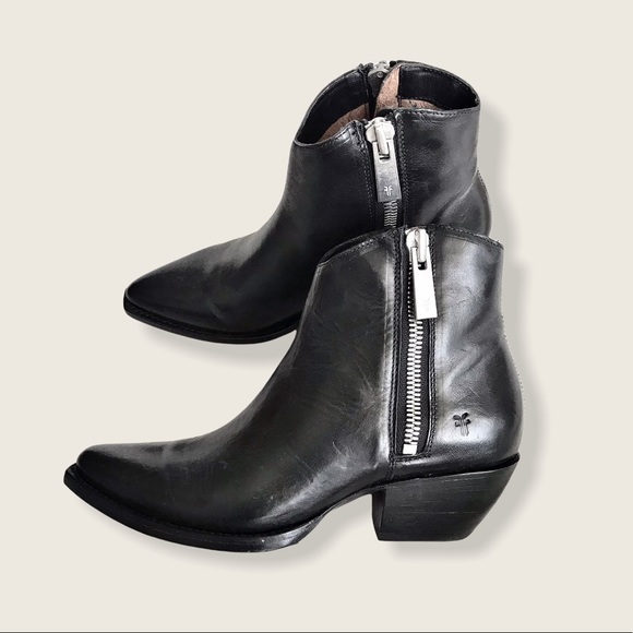 Frye Sacha Zip Shortie Black Leather Ankle Booties - Picture 14 of 16